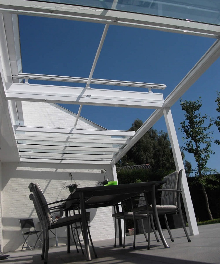 Schuifdaken van Mesterom vind je in Maastricht, Sittard, Landgraaf en Sittard Schuifdaken in Maastricht, Heerlen en Sittard