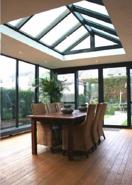 Lichtstraat van Mesterom vind je in Maastricht, Sittard, Landgraaf en Sittard Lichtstraat Maastricht, Heerlen en Sittard